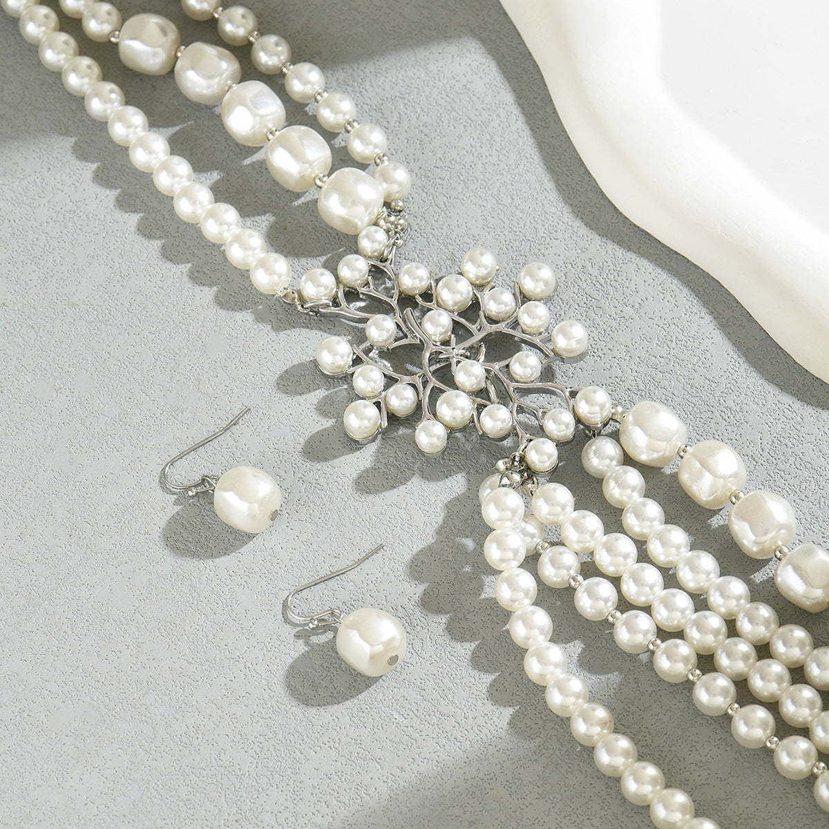 Pearl-Effect Branch Choker Jewelry — product image 2
