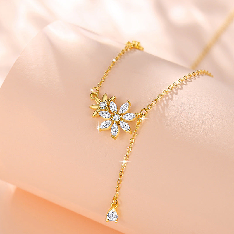 Flowers like Brocade Sterling Silver 925 Necklace Female Niche Design Light Luxury Flower Clavicle Chain Ins Style Sunflower Pendant