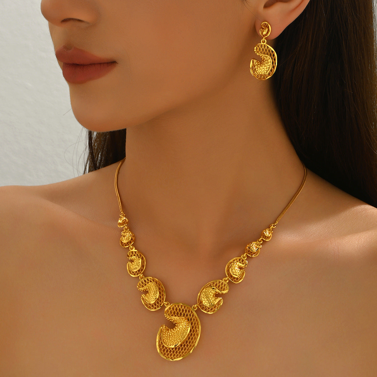 Layered Fan Medallion Jewelry — product image 2