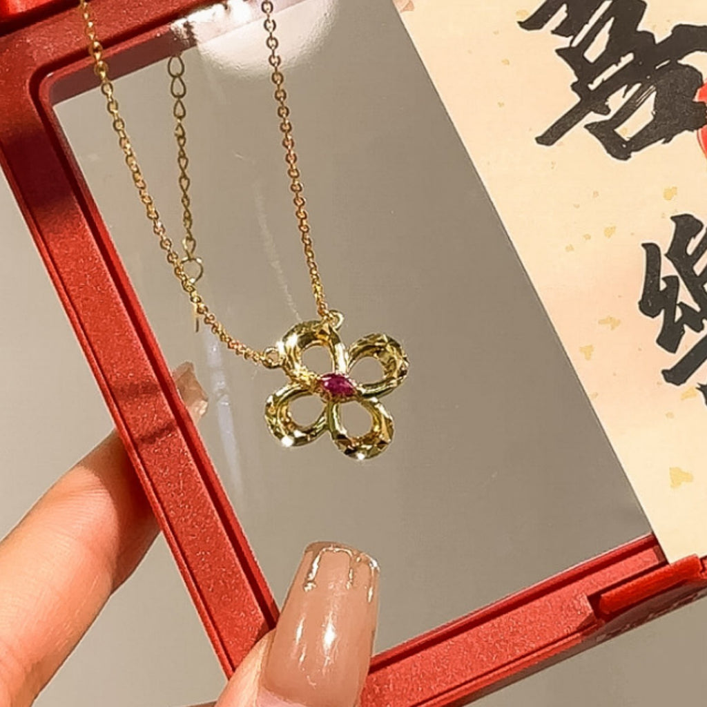 Lingsnake Sterling Silver 925 Necklace Light Luxury High-Grade Lucky Clover Zodiac Clavicle Chain Ins Style Birth Year Pendant