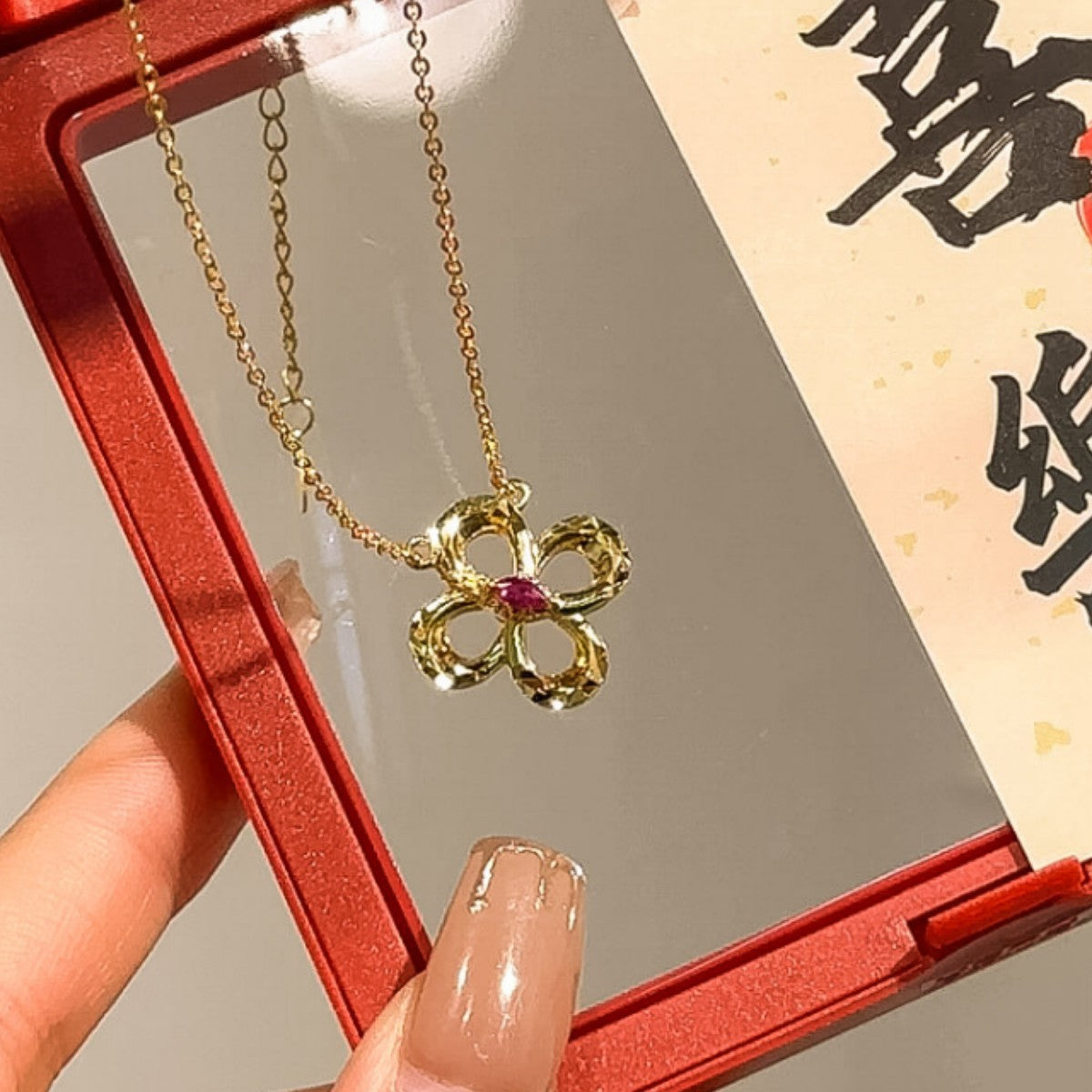 Lingsnake Sterling Silver 925 Necklace Light Luxury High-Grade Lucky Clover Zodiac Clavicle Chain Ins Style Birth Year Pendant
