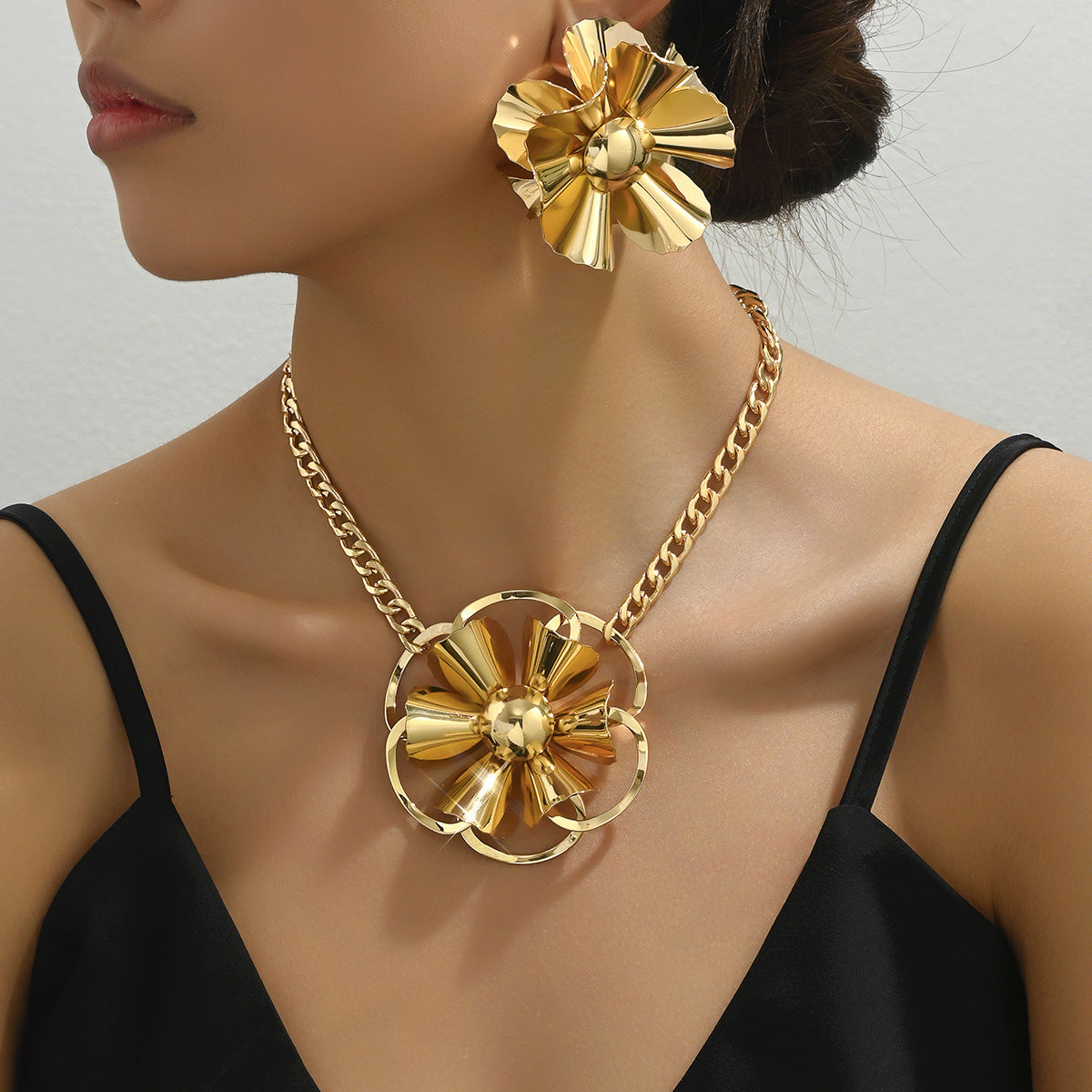 Pleated Flower Chain Jewelry — product image 2