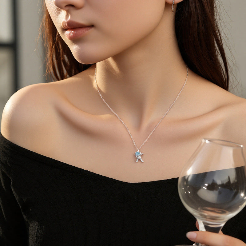 S925 Sterling Silver Astronaut Necklace Starry Sky Stone Natural Topaz Pendant Niche Clavicle Chain Silver Jewelry Factory Spot