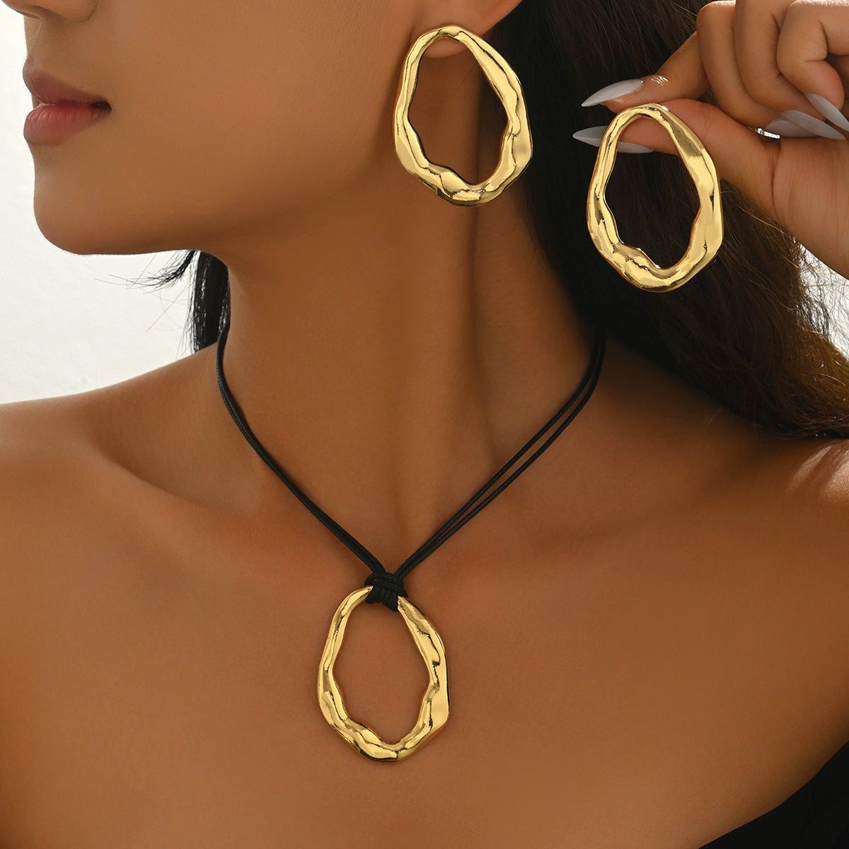 Irregular Oval Cord Jewelry