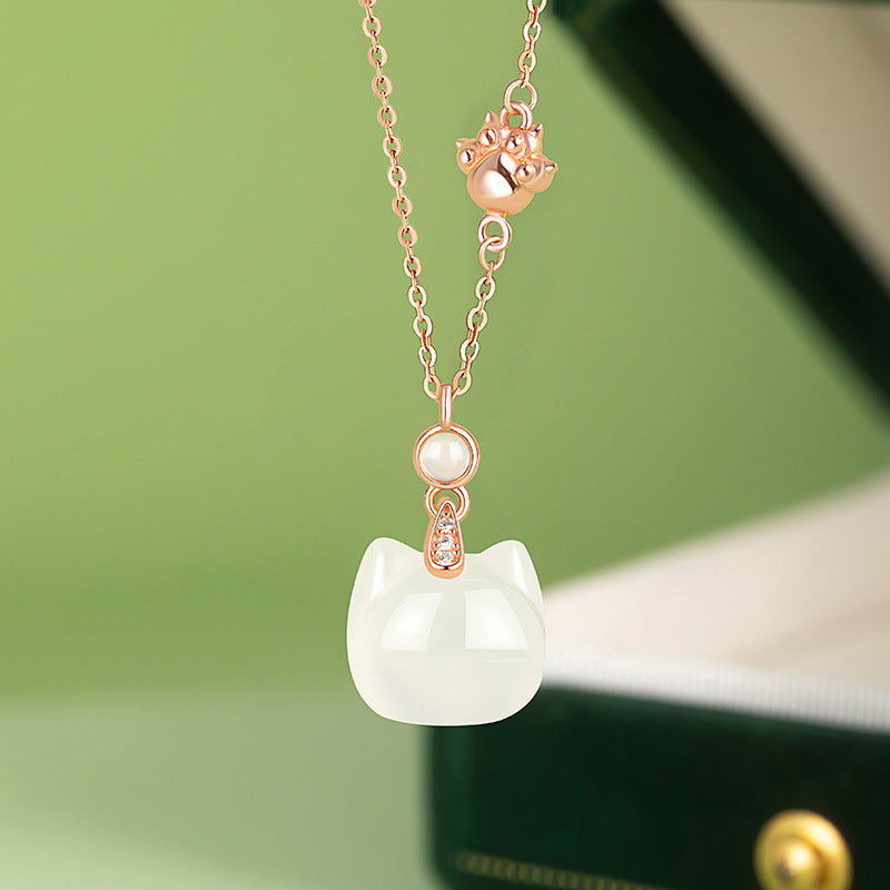 National Fashion Cat White Chalcedony Necklace Female Original S925 Sterling Silver Cat Claw Clavicle Chain Internet Celebrity Live Supply Delivery