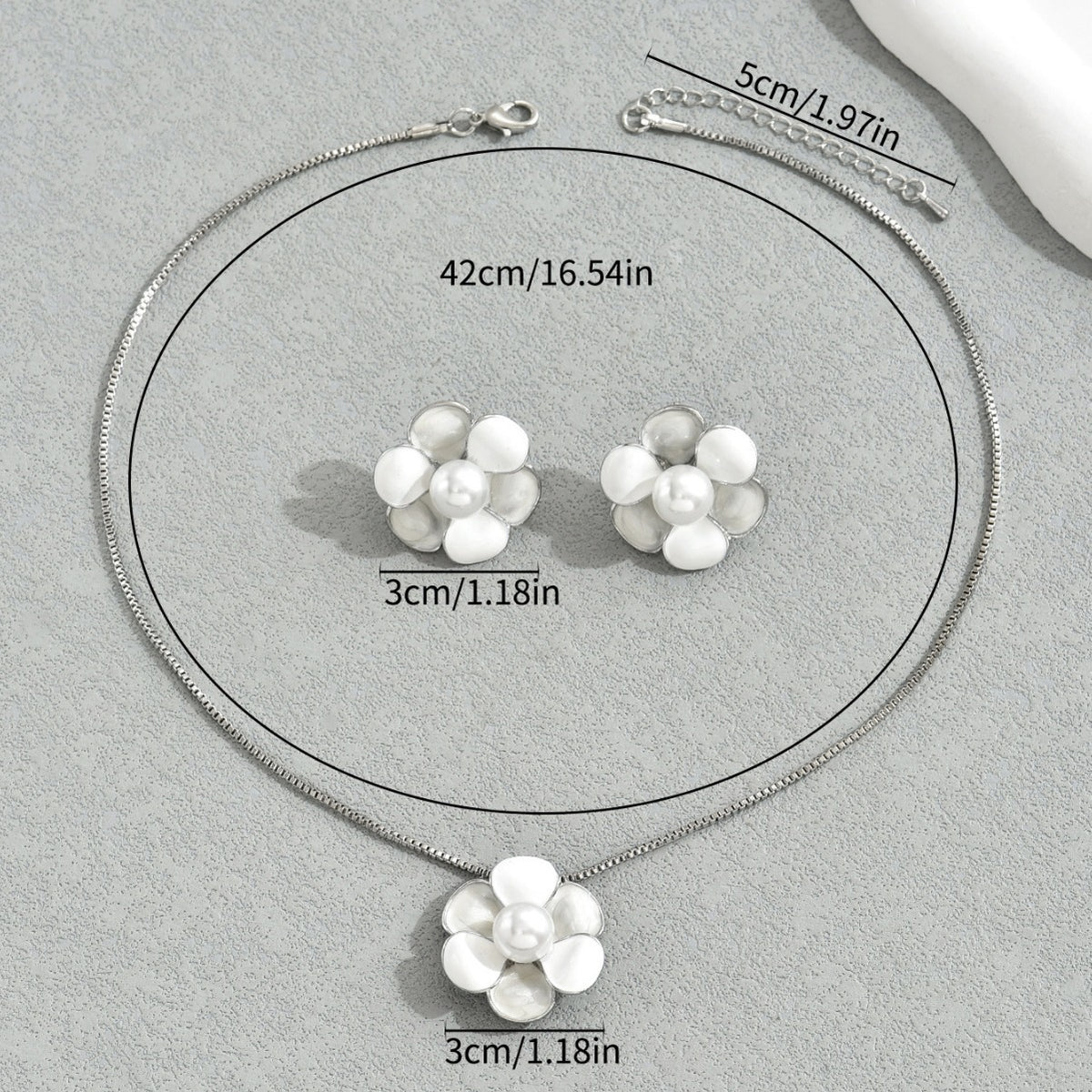 Pearl-Effect Flower Jewelry — product image 3