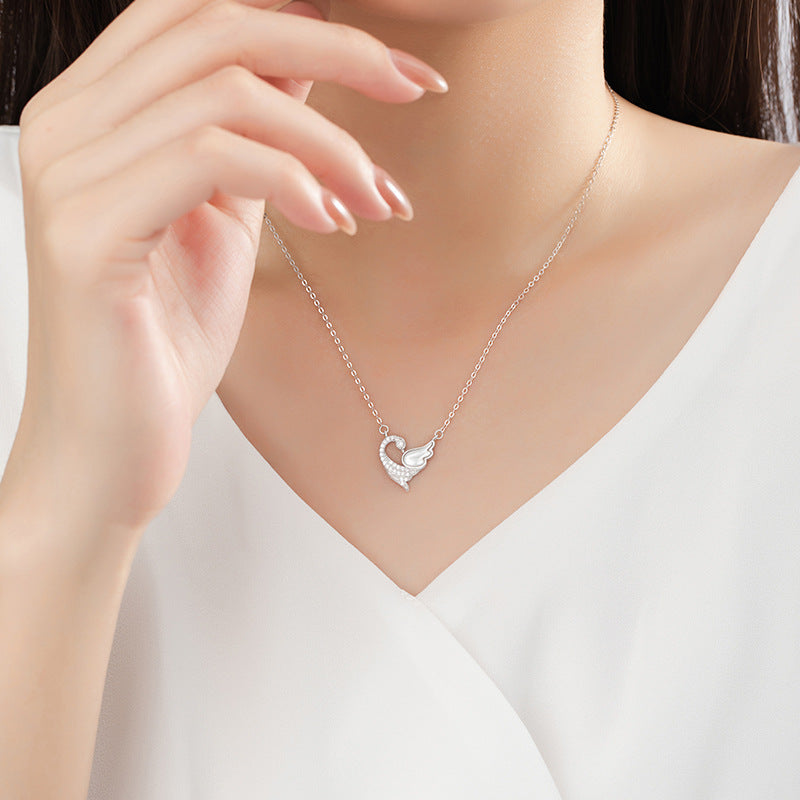 Original Swan Sterling Silver 925 Necklace Female Niche Design Light Luxury Zircon Clavicle Chain Ins Style White Fritillary Pendant