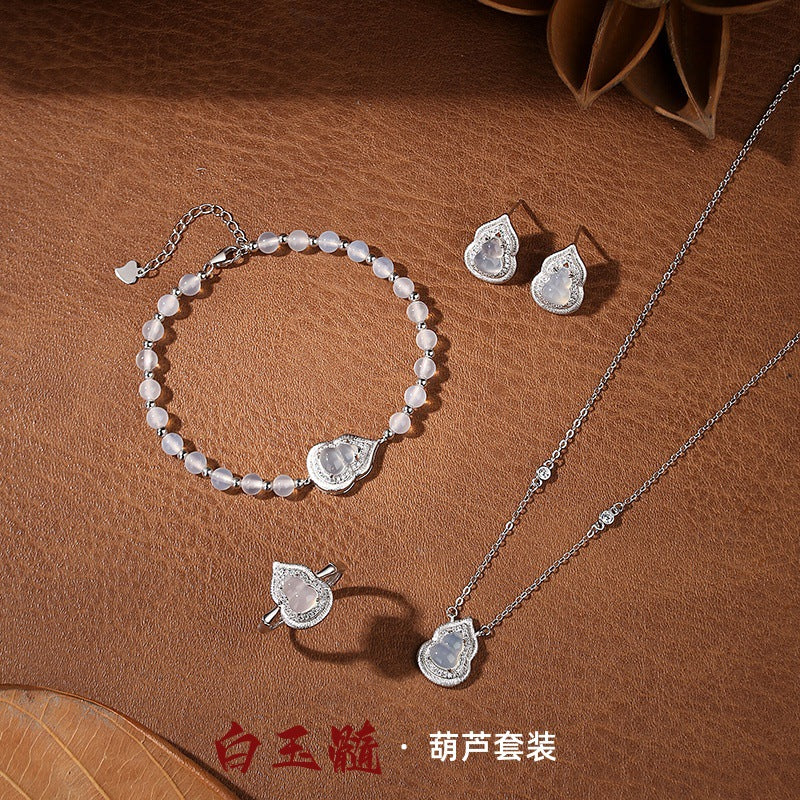 Schmuck aus 925er Sterlingsilber – Kalebasse und Hetian-Jade