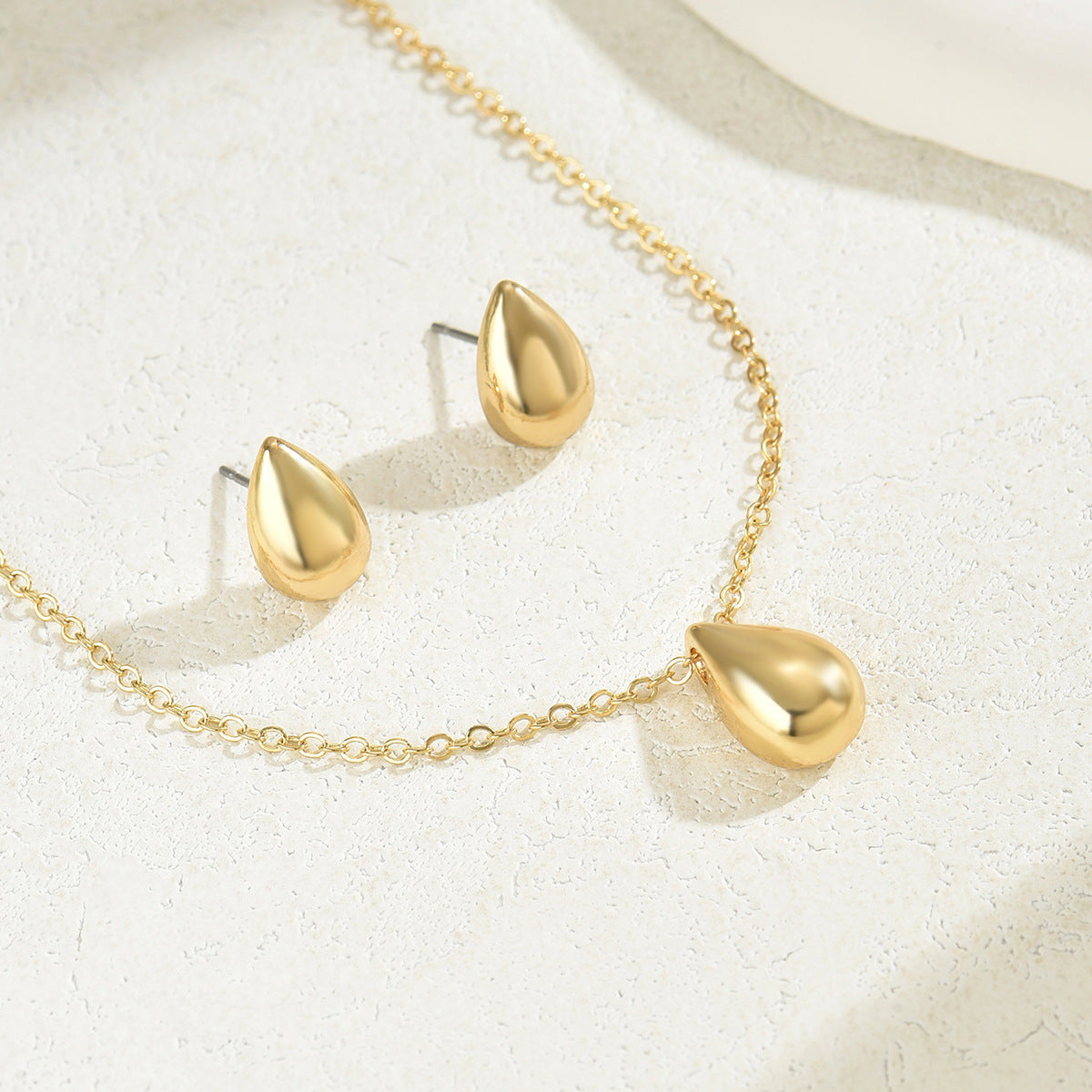 Minimal Teardrop Pendant Jewelry — product image 2