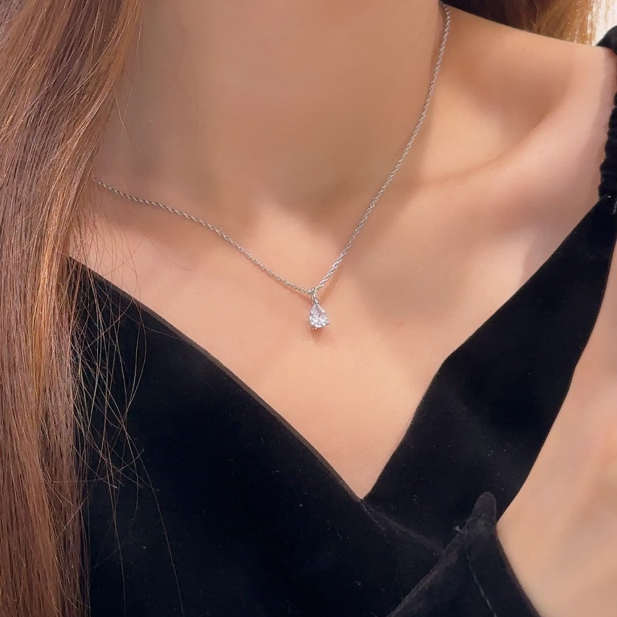 Lovely Sterling Silver 925 Necklace Female Niche Design Light Luxury Horse Eye Zircon Clavicle Chain Ins Style Drop-Shaped Pendant