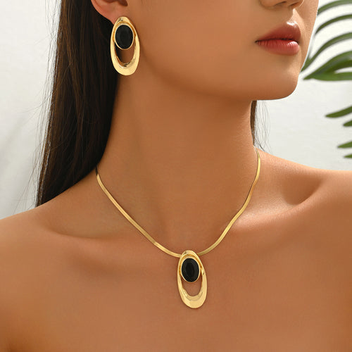 Black Oval Double-Frame Jewelry — product image 2