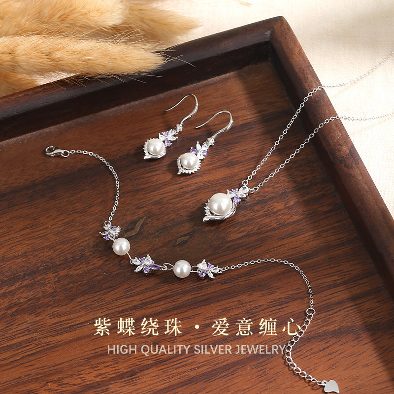 Schmuck aus 925er Sterlingsilber – Blauregen und Schmetterling und Perlendetail