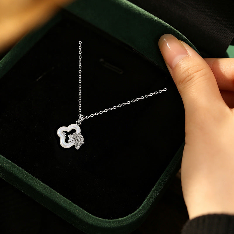 S925 Sterling Silver Necklace Women's Natural White Fritillary Clover Pendant Twelve Flower God National Style Silver Jewelry Light Luxury Clavicle Chain