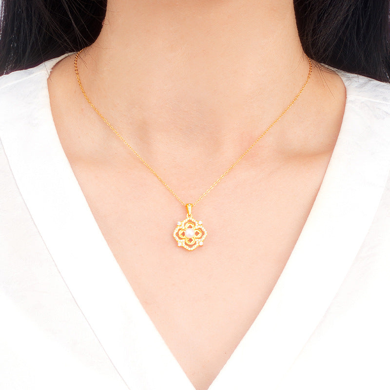 New Chinese Style Four-Leaf Lucky Pearl Necklace Female S925 Sterling Silver Gold Plated Ancient Gold Mother's Day Gift Silver Jewelry Wholesale
