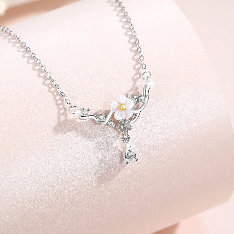 Cherry Blossom Sterling Silver 925 Necklace Female Niche Design Light Luxury White Shell Clavicle Chain Get Things Ins Style Flower Pendant