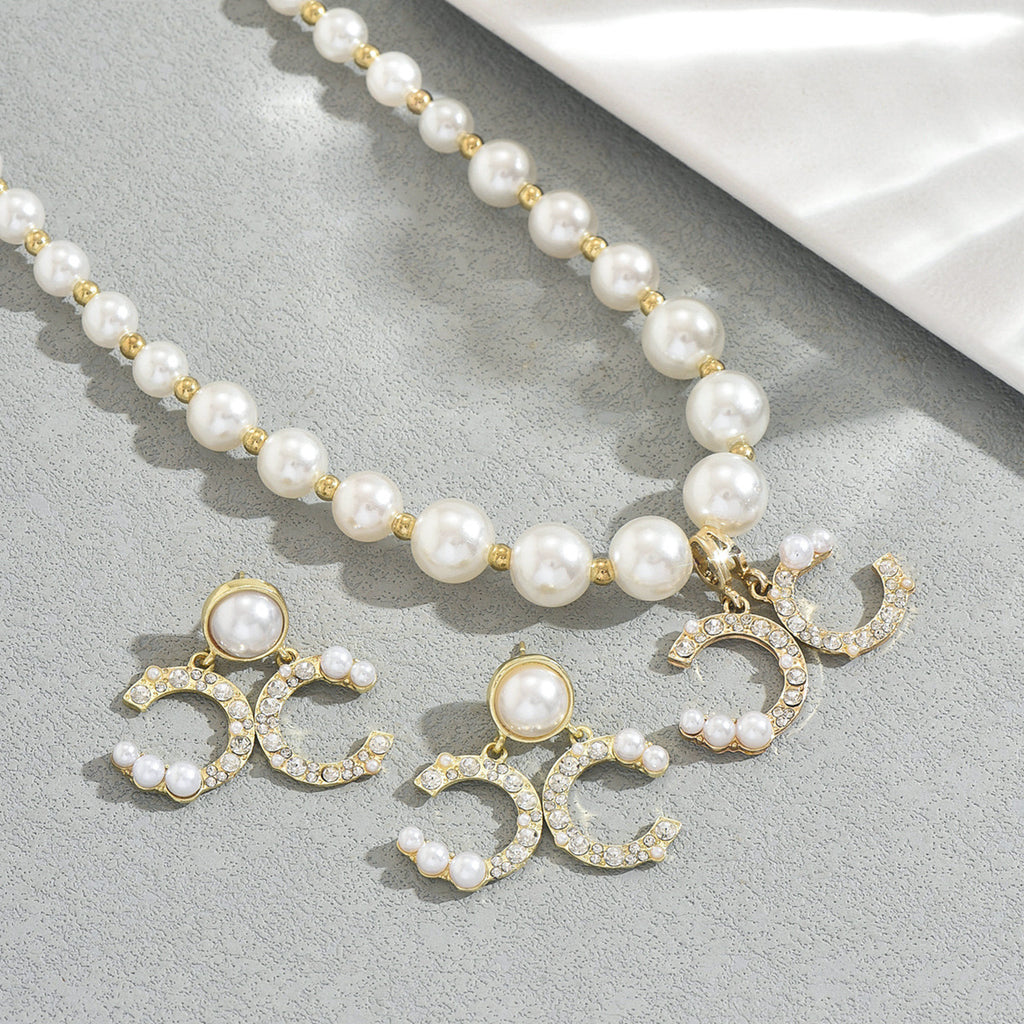 Pearl-Effect Curved Motif Jewelry — product image 3
