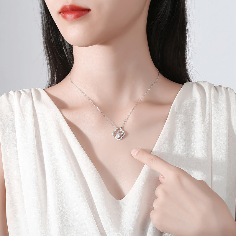 Lucky Clover Sterling Silver 925 Necklace Female Niche Design Light Luxury Flower Bud Clavicle Chain Ins Glass Stone Pendant