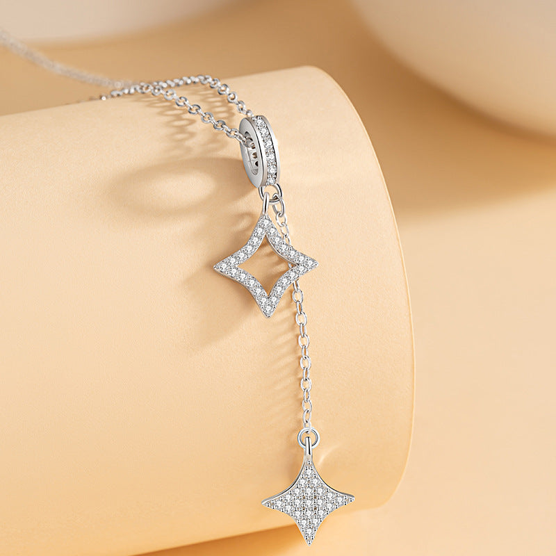 Halskette aus 925er Sterlingsilber – Stern und Zirkonia-Akzente