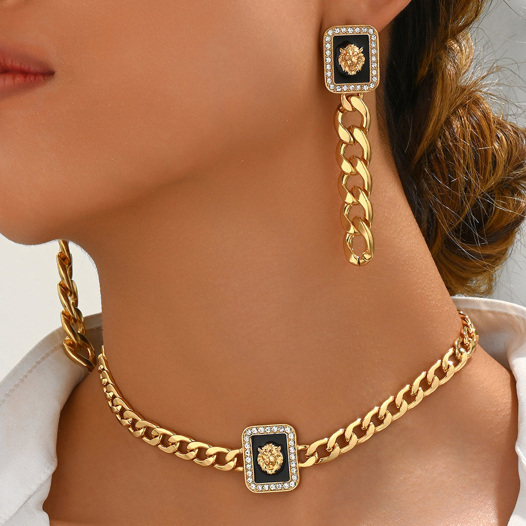 Framed Medallion Chain Jewelry — product image 2