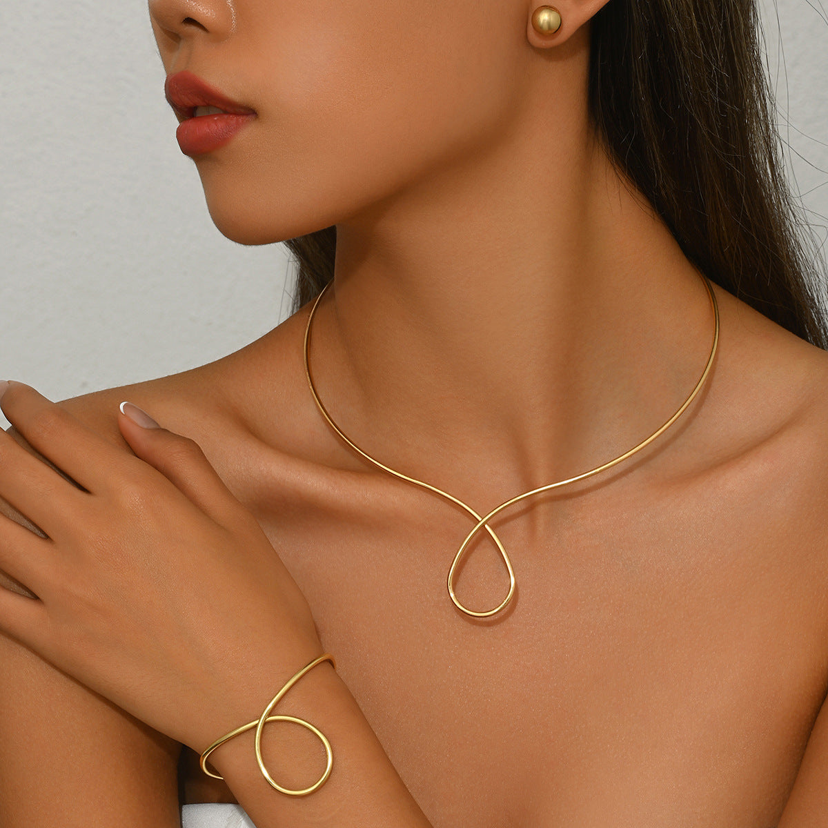 Simple Loop Collar Jewelry — product image 2