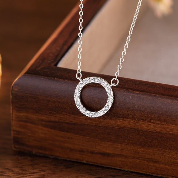Garland Pure Silver 999 Necklace Female Niche Design Light Luxury Ring Zircon Clavicle Chain Small Red Book Same Pendant
