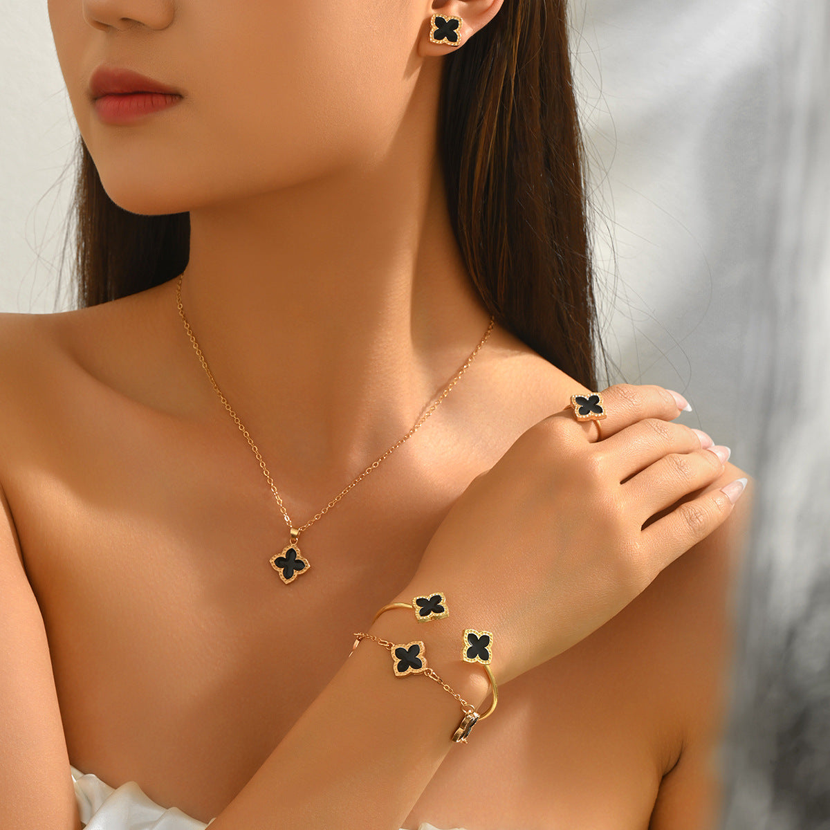 Black Clover Jewelry — product image 2