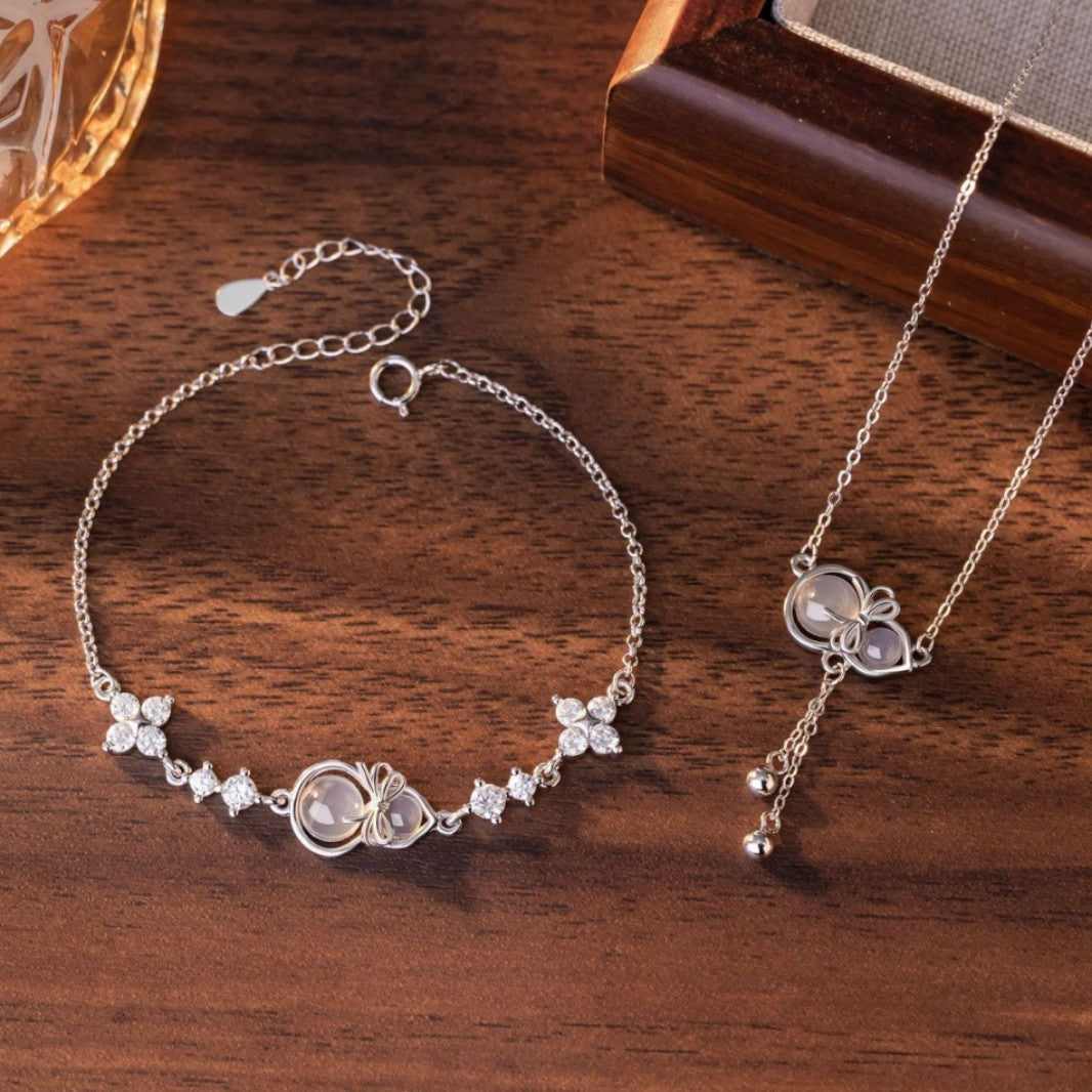 Gourd Sterling Silver 925 Chalcedony Necklace Women's High-Grade Bow Tassel Clavicle Chain Ins Lucky Clover Pendant