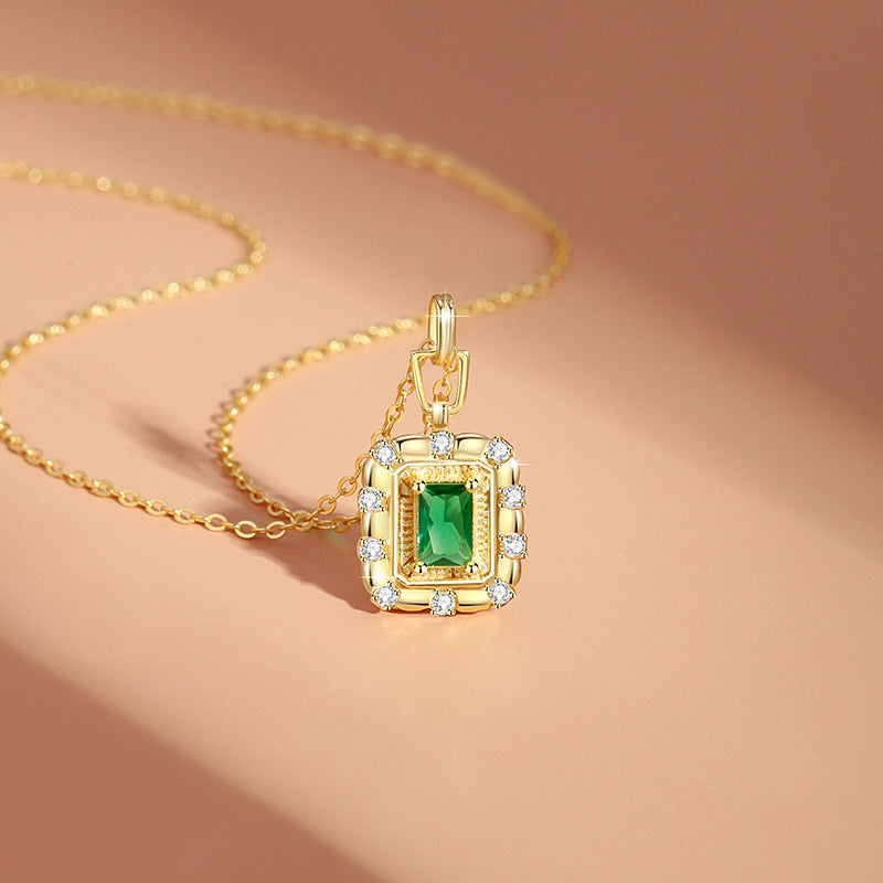 Square Sugar Sterling Silver 925 Necklace Female Niche Design Light Luxury Emerald Zircon Clavicle Chain Ins Style Square Pendant