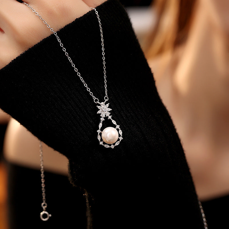 S925 Sterling Silver Freshwater Pearl Necklace Women's Court Snowflake Water Drop Pendant Retro Light Luxury Clavicle Chain Silver Jewelry Wholesale