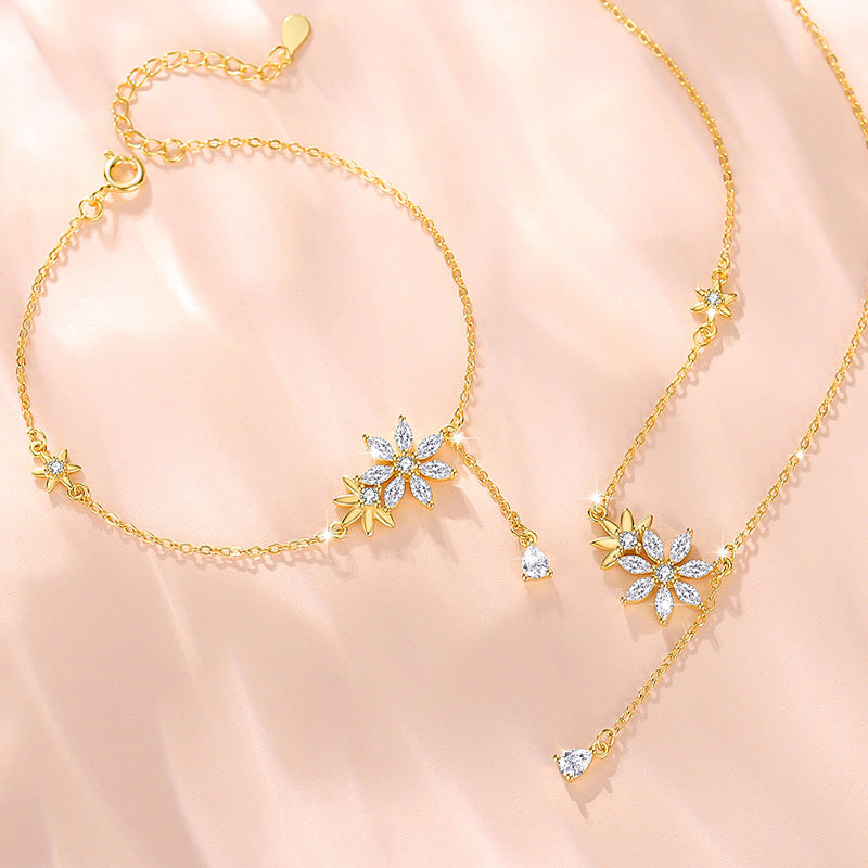 Flowers like Brocade Sterling Silver 925 Necklace Female Niche Design Light Luxury Flower Clavicle Chain Ins Style Sunflower Pendant